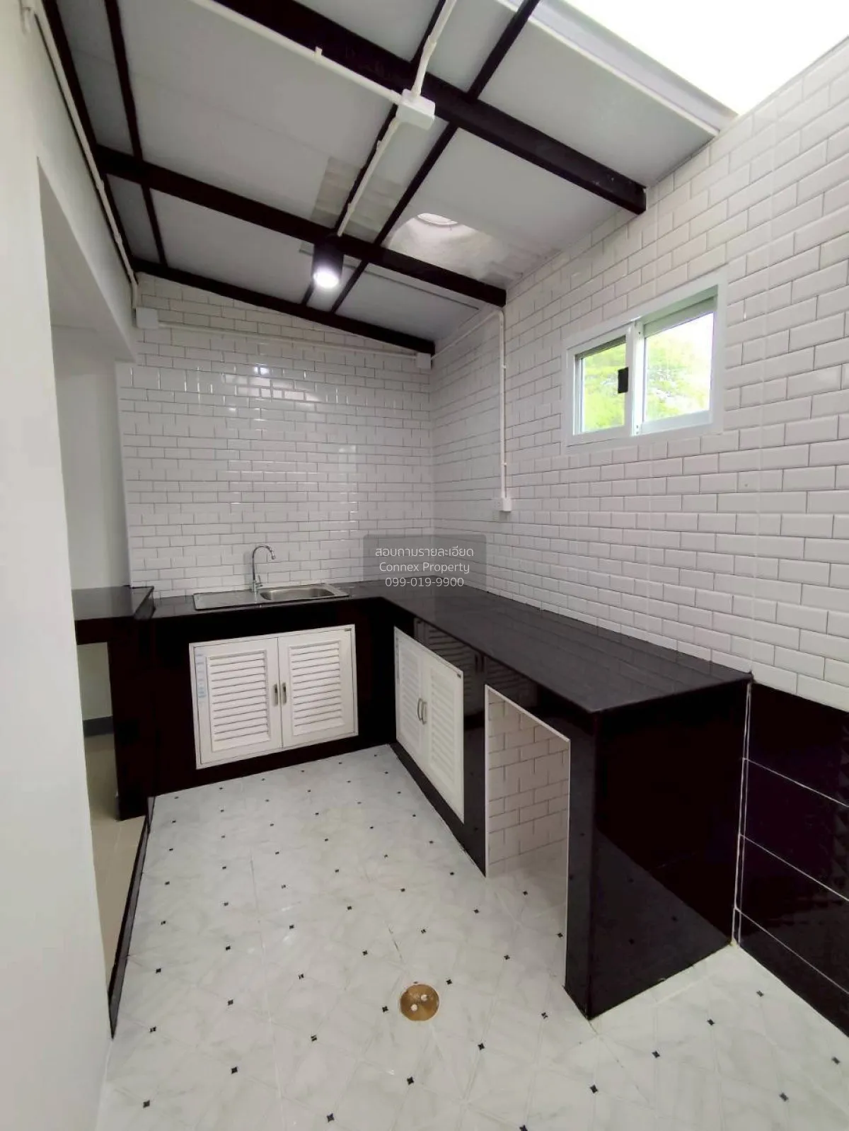 For Sale Townhouse/Townhome  , Kamollak Westgate - Bang Yai , new