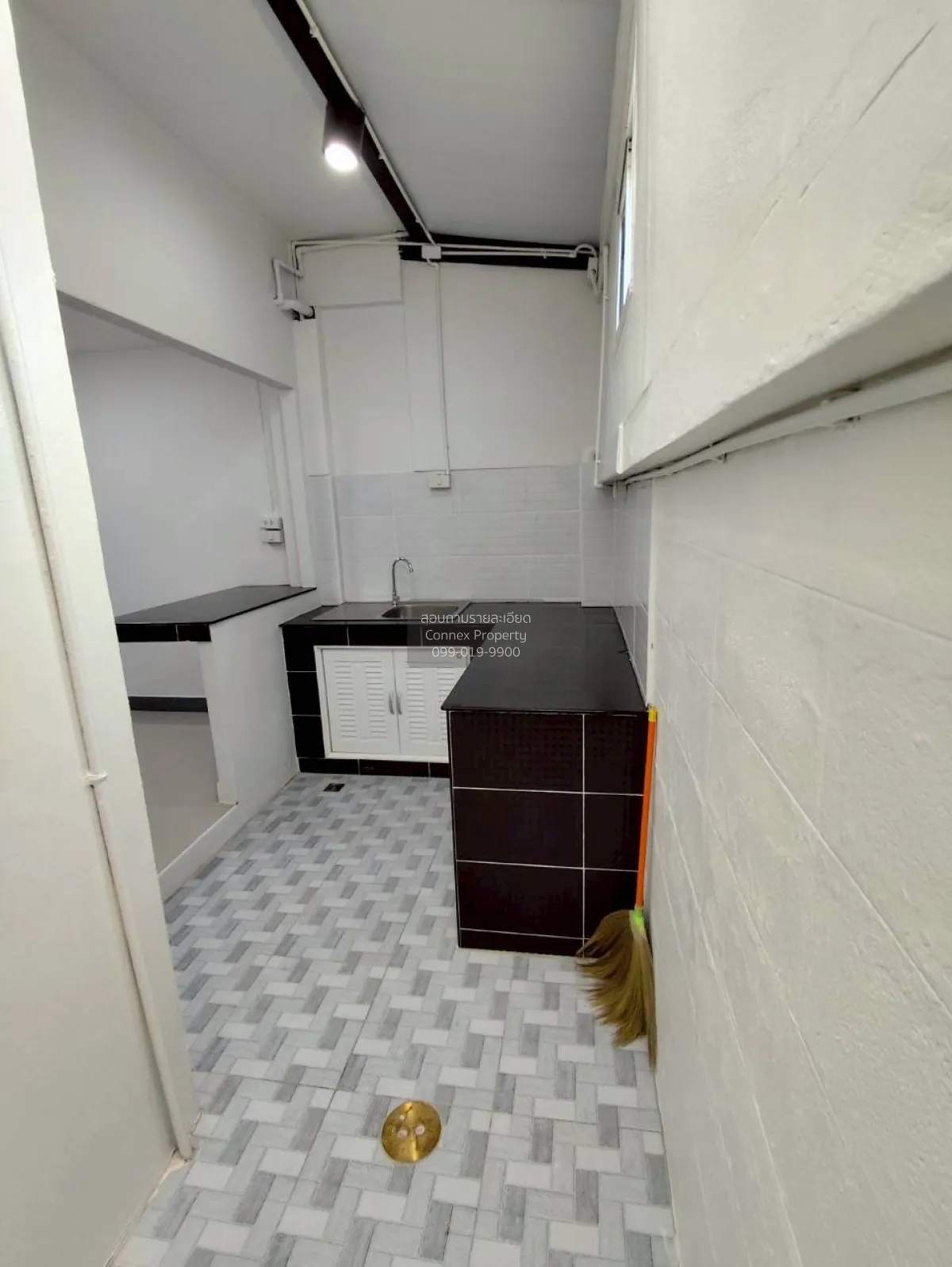 For Sale Townhouse/Townhome  , Baan Nakhon Thong Park View 3 , ne