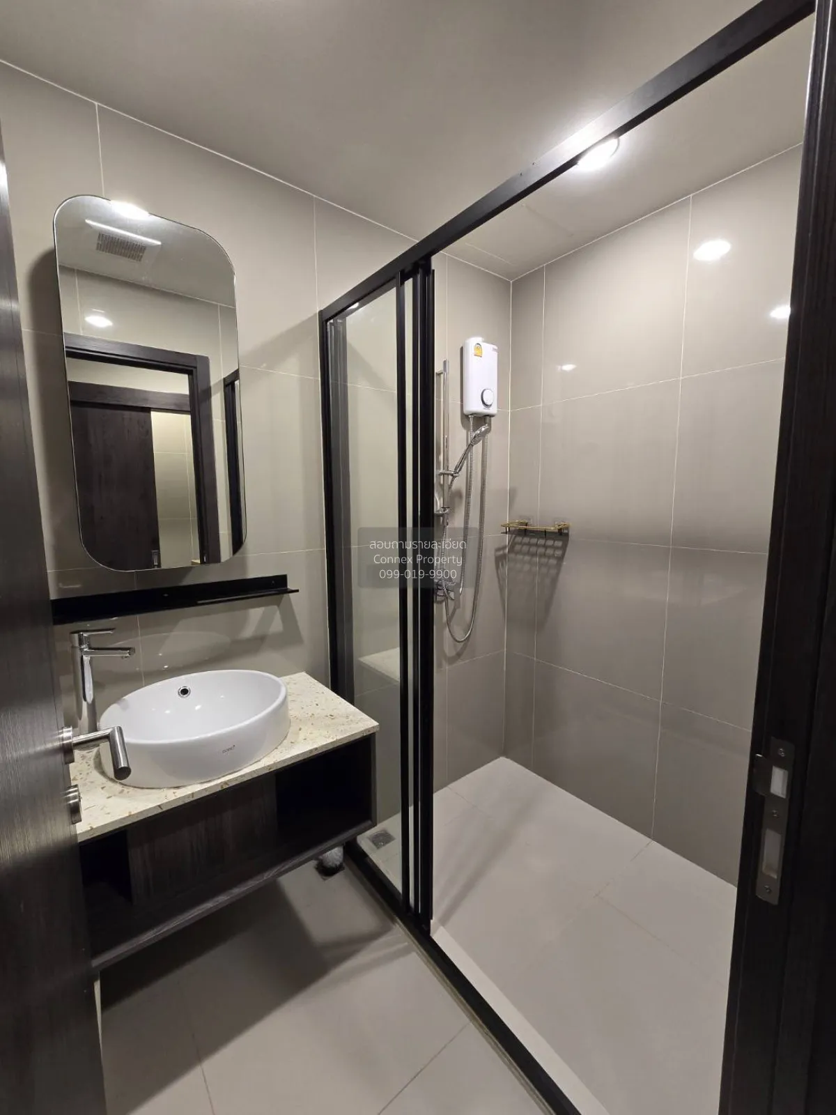 For Sale Condo , XT Huaikhwang , MRT-Huai Khwang , Huai Khwang , 
