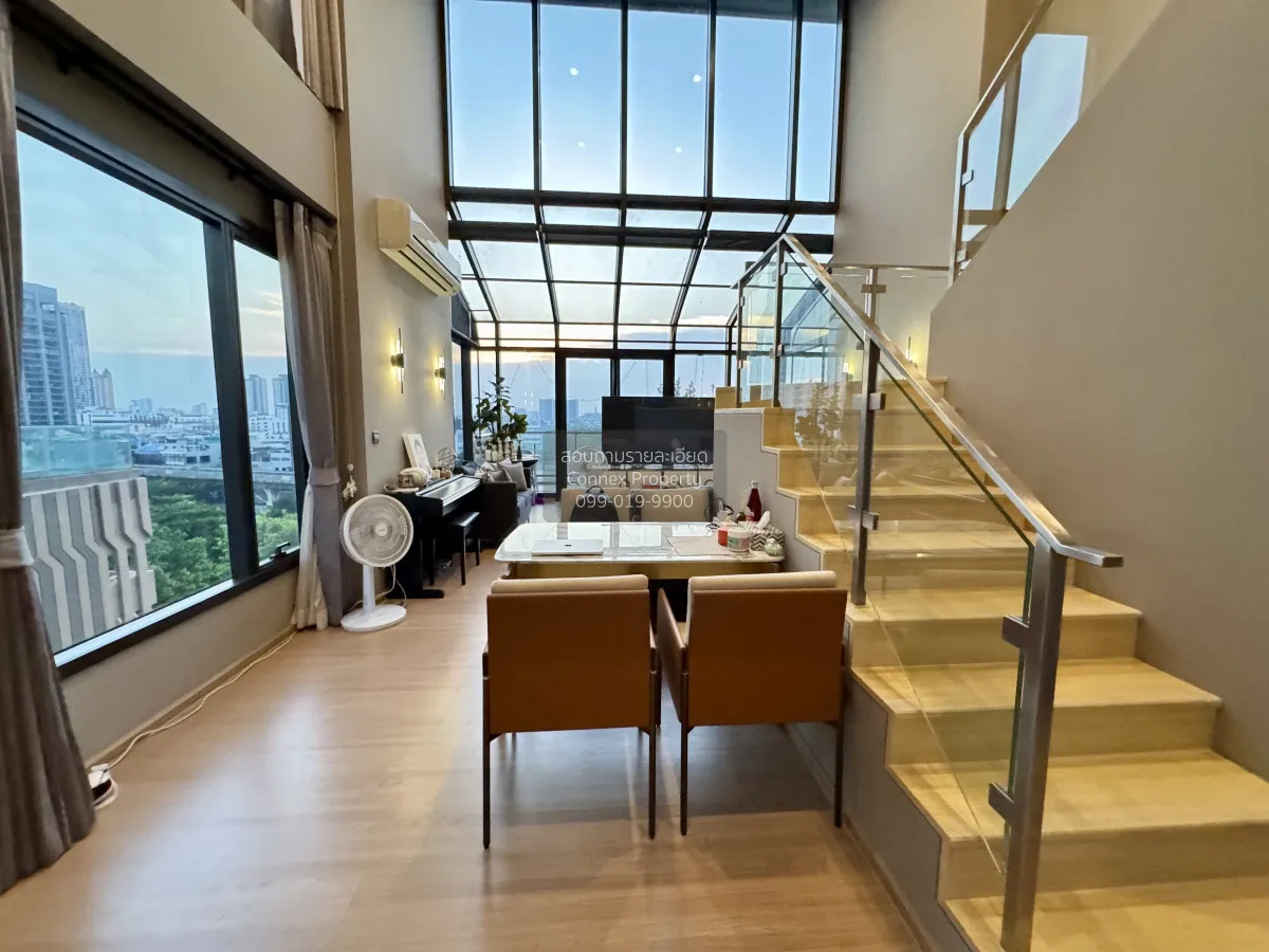 ขายคอนโด  เอ็ม จตุจักร ดูเพล็กซ์ ห้องมุม BTS-สะพานควาย ลาดยาว เขต 2