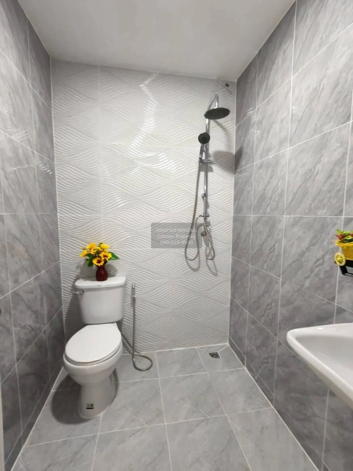 For Sale Townhouse/Townhome  , K.C. Cluster Ramintra - Safari , n