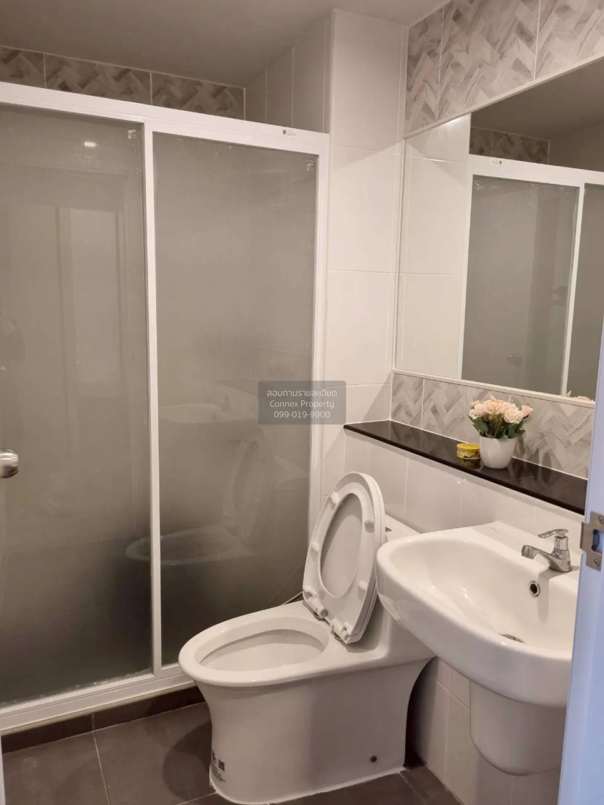 เช่าคอนโด  รีเจ้นท์ โฮม บางนา (โครงการใหม่) บางนา เขต บางนา กรุงเ