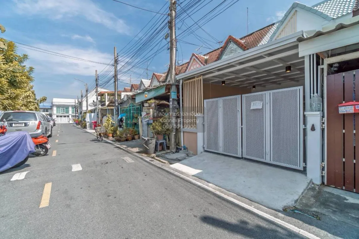 ขายทาวน์เฮ้าส์/ทาวน์โฮม  บ้านรัตนาธิเบศร์ รีโนเวทใหม่ MRT-ตลาดบาง 3