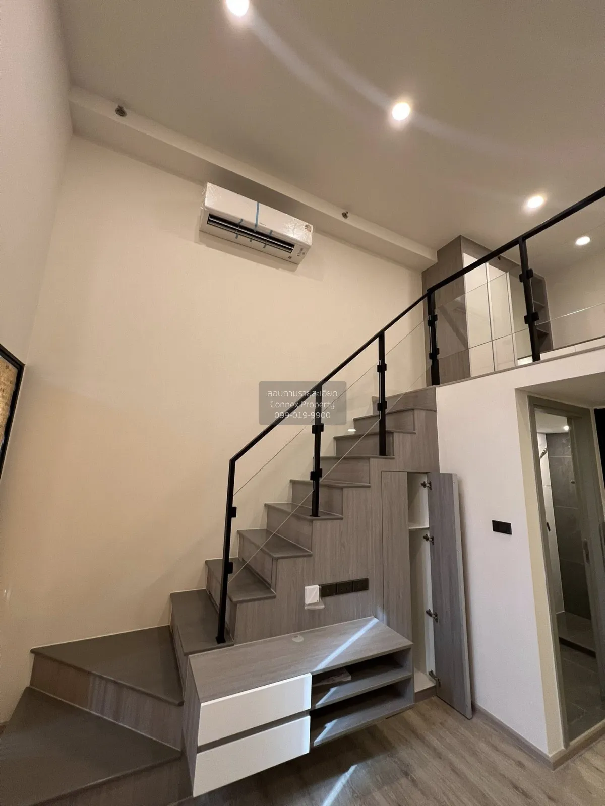 เช่าคอนโด  ออริจิ้น ปลั๊ก แอนด์ เพลย์ สิรินธร สเตชั่น ดูเพล็กซ์ M 2