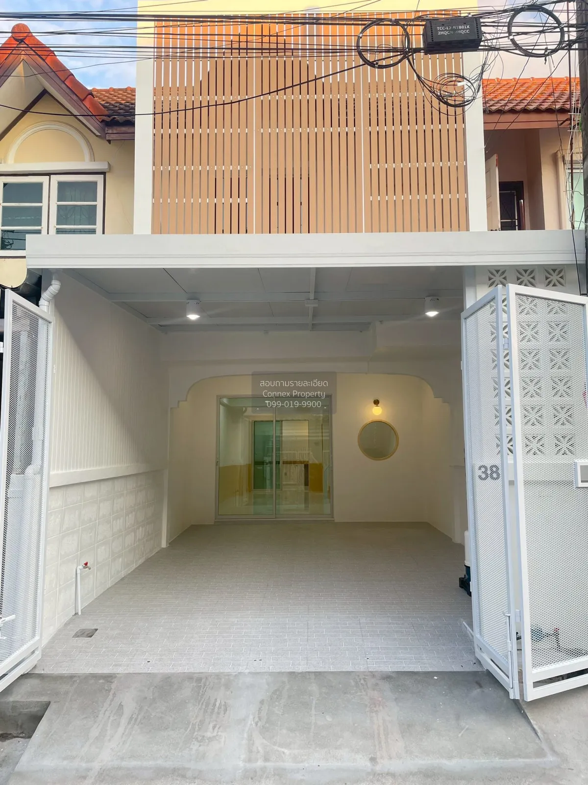 ขายทาวน์เฮ้าส์ สนามบินน้ำ ซอยนนทุบรี 46 รีโนเวทใหม่ ท่าทราย เมือง 2