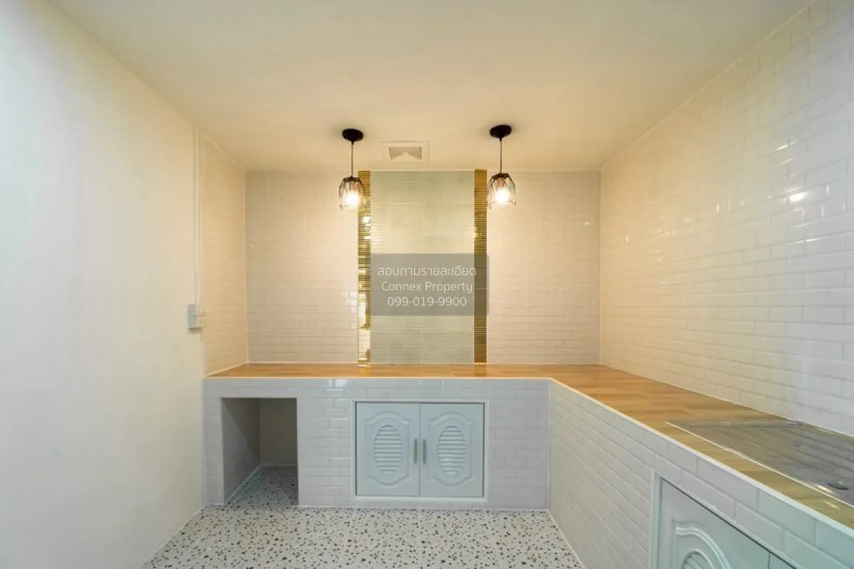 ขายทาวน์เฮ้าส์/ทาวน์โฮม  บัวทองธานี รีโนเวทใหม่ บางบัวทอง บางบัวท