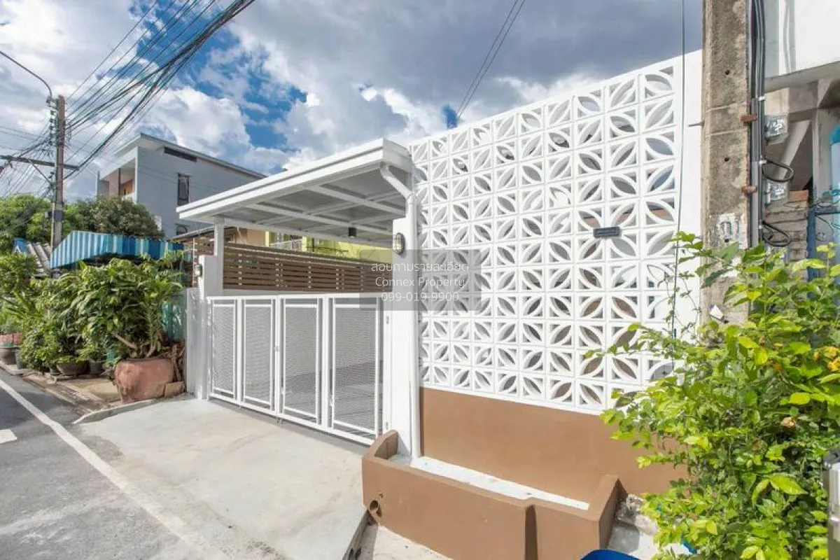 ขายบ้าน  บ้านรัตนาธิเบศร์ รีโนเวทใหม่ MRT-ตลาดบางใหญ่ บางรักพัฒนา 1