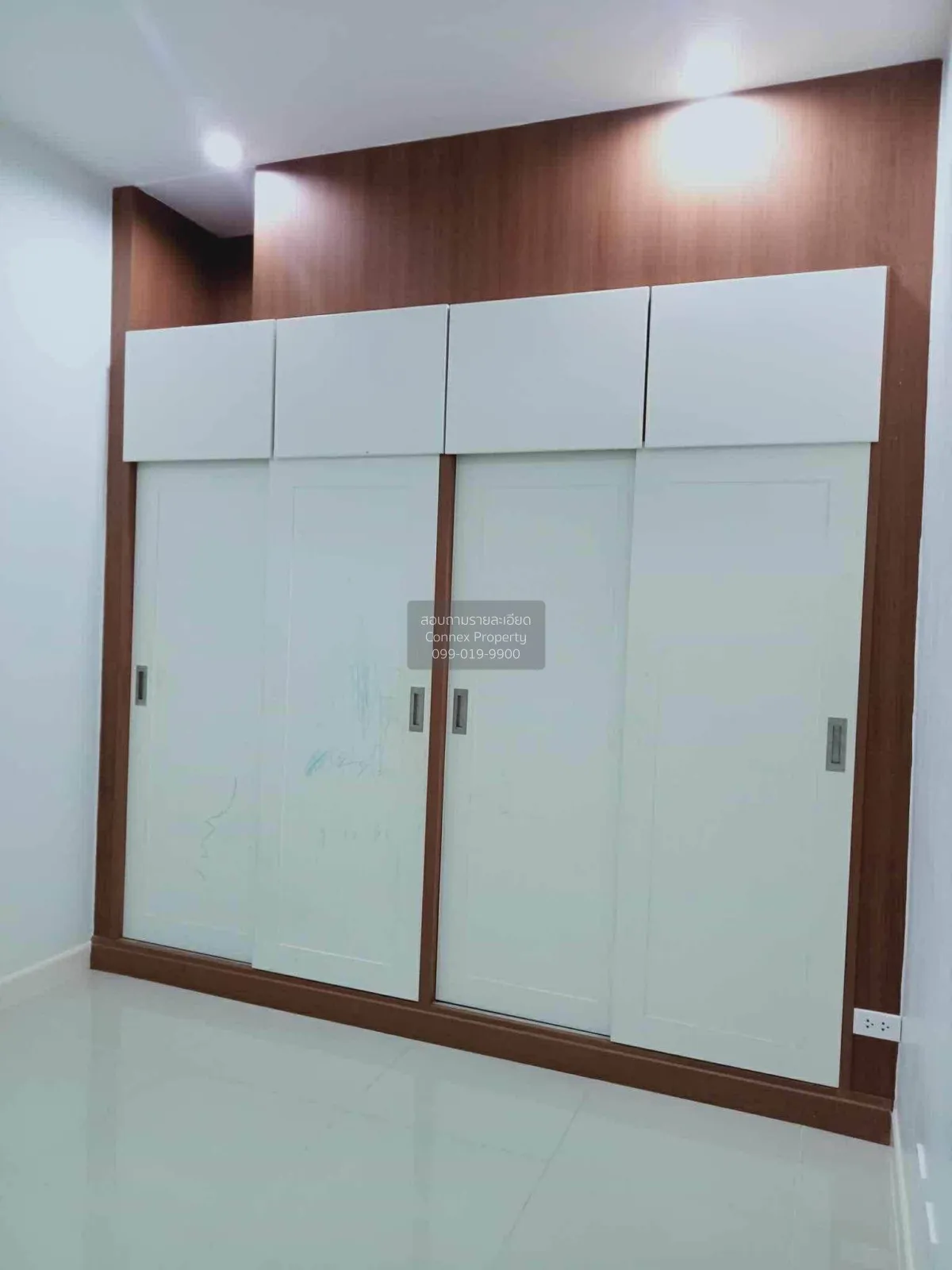 ขายทาวส์เฮ้า 2 ชั้นครึ่ง ด่านมะขามเตี้ย ด่านมะขามเตี้ย ด่านมะขามเ