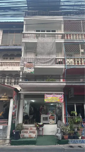 For Sale Newly renovated 4.5-story commercial building. , Bang Chak , Phra Khanong , Bangkok , CX-140883