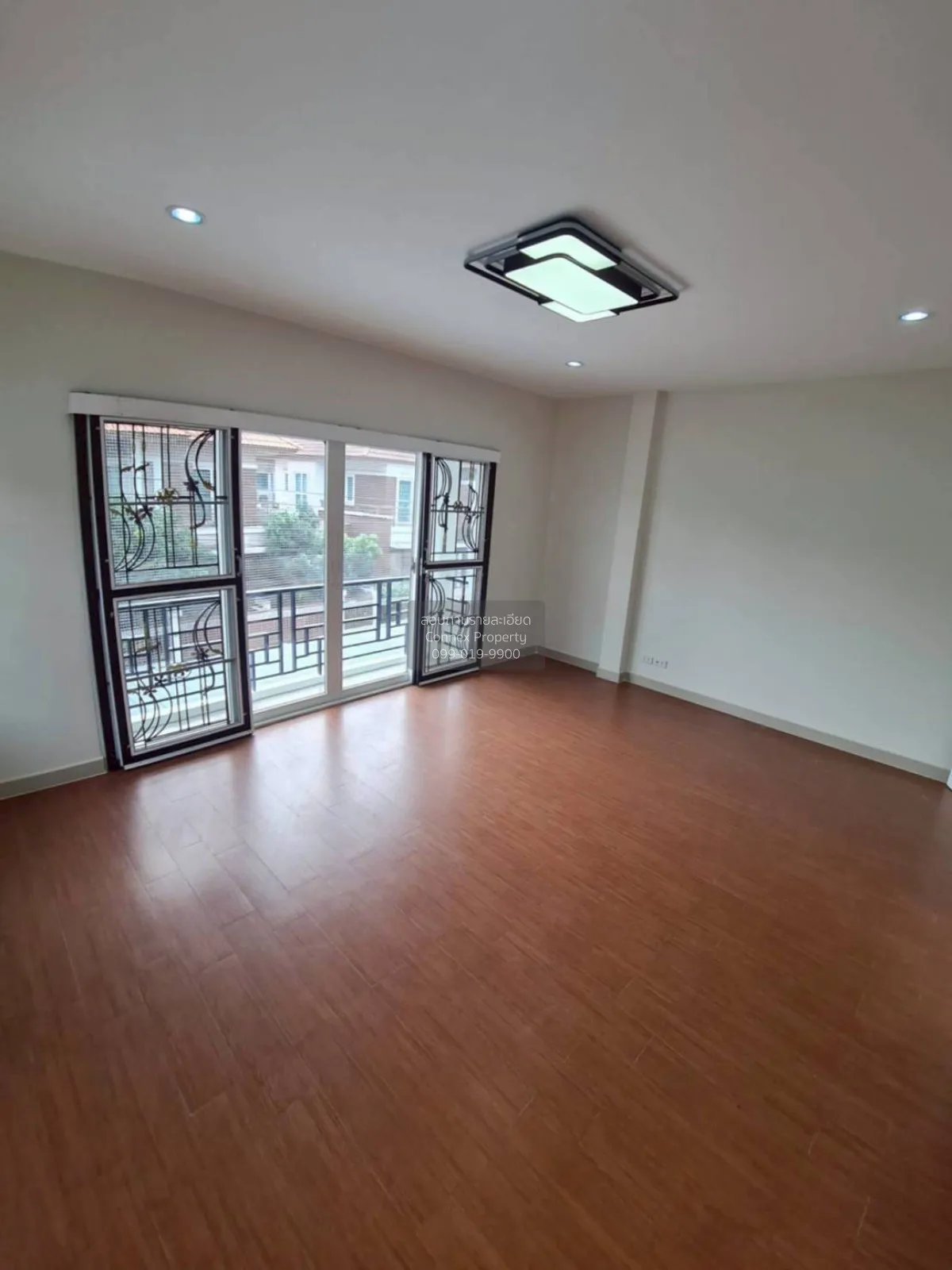 ขายบ้าน  เดอะ มิวส์ โฮม หน้ากว้าง รีโนเวทใหม่ คลองถนน บางบัวทอง น