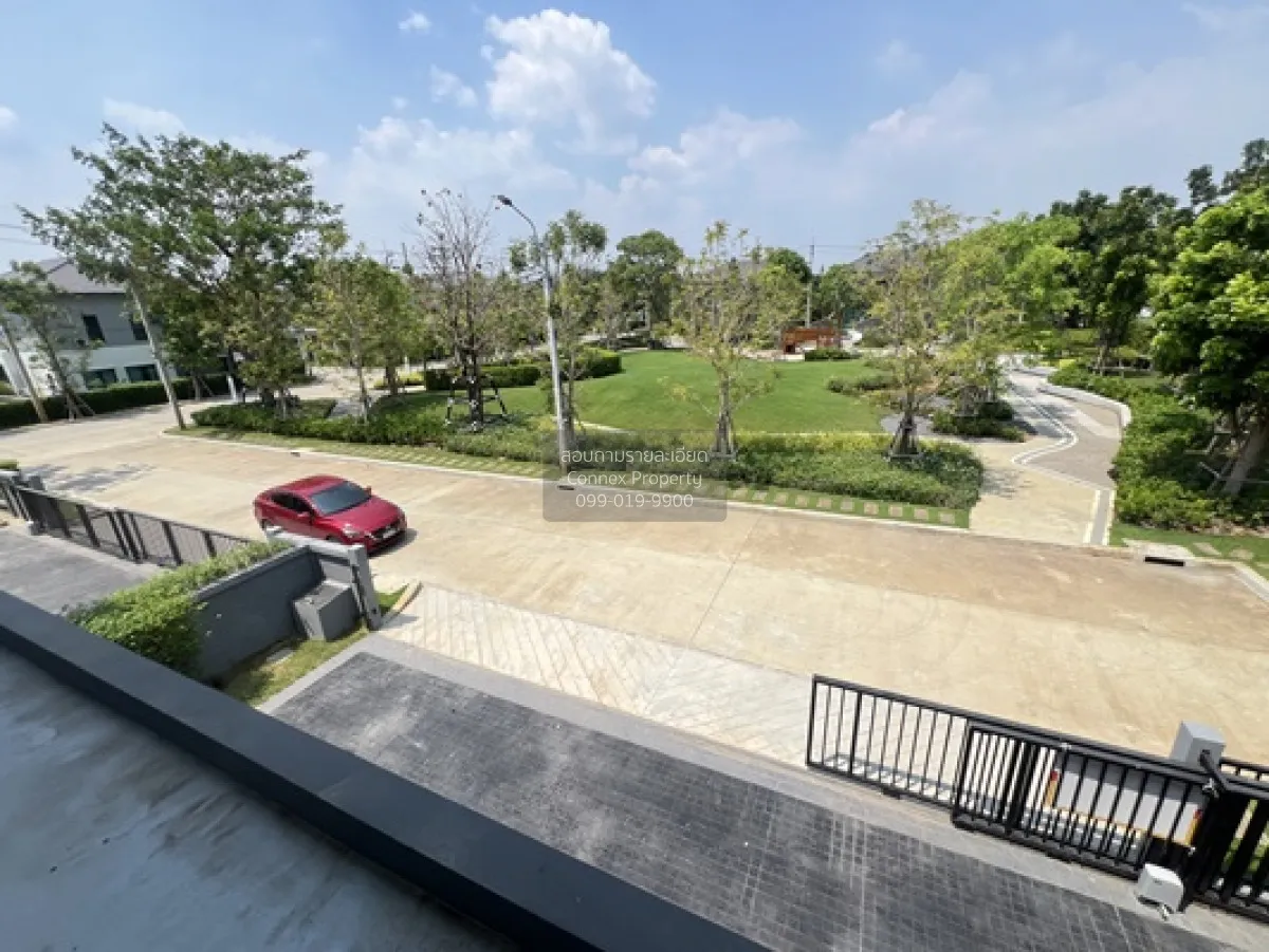 บ้านเดี่ยวหรู เดอะ ซิตี้ ทวีวัฒนา หน้าสวน  CX-140938