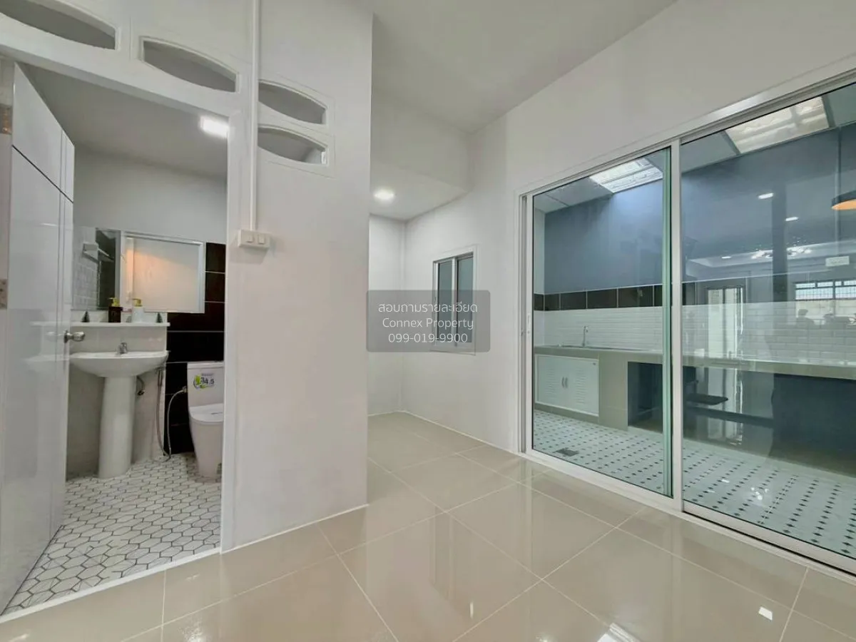 ขายทาวน์เฮ้าส์/ทาวน์โฮม  ธนพัฒนา รีโนเวทใหม่ MRT-สะพานพระนั่งเกล้ 4