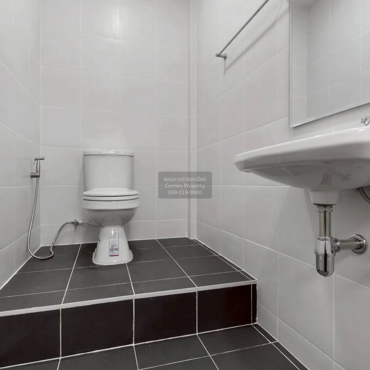 For Sale Townhouse/Townhome  , Baan Bua Thong 2 , wide frontage ,