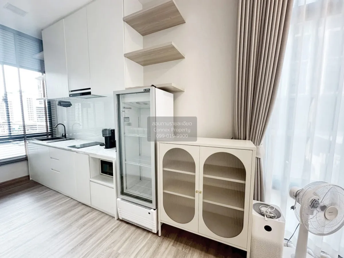 For Rent Townhouse/Townhome  , PATIO Ratchayothin , corner unit ,