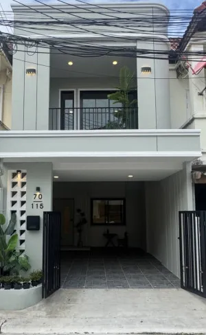 For Sale Townhouse/Townhome  , Lert Ubon Raminthra 65 , wide frontage , newly renovated , Tha Raeng , Bang Khen , Bangkok , CX-141244