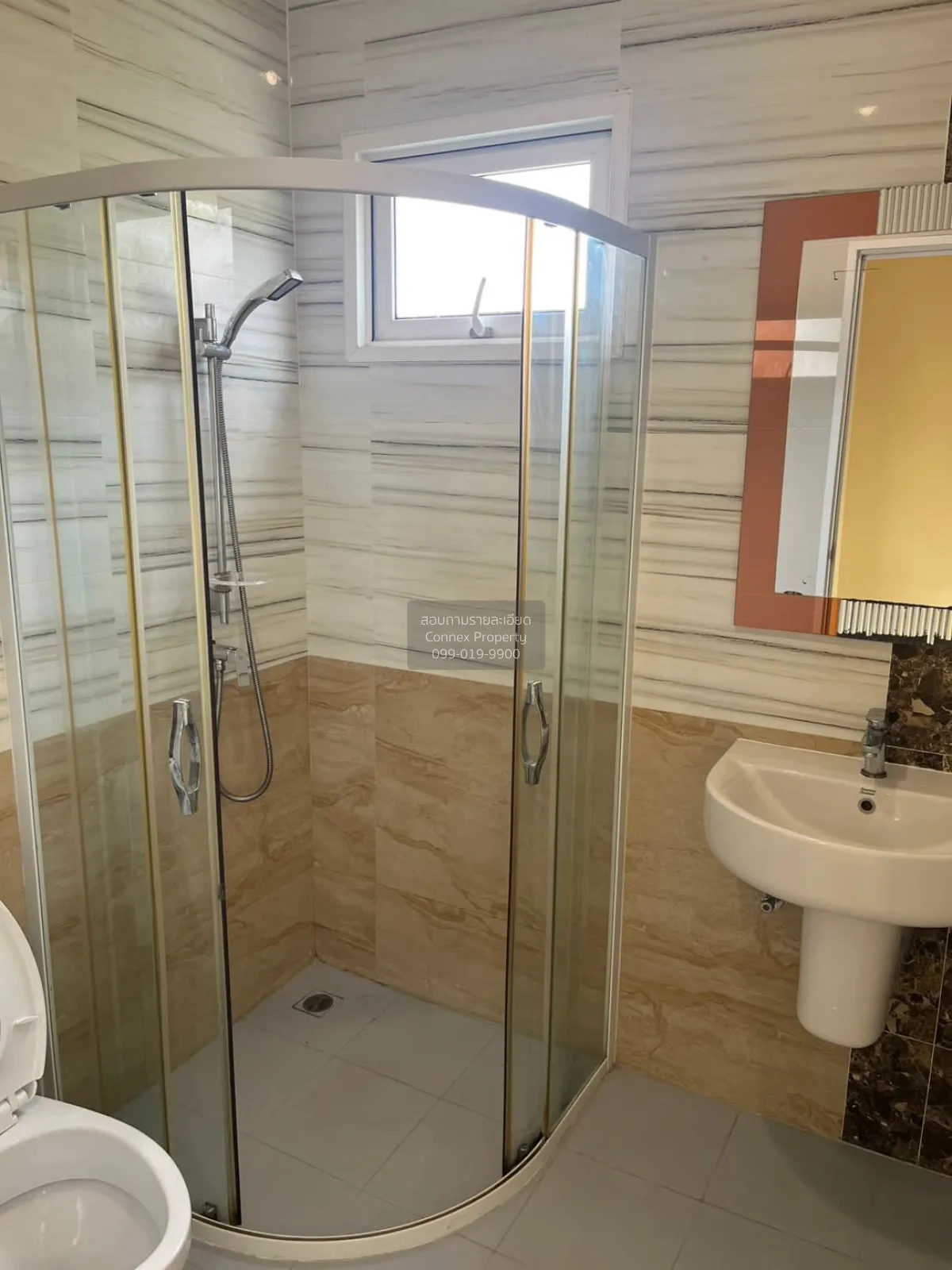 ขายทาวน์เฮ้าส์/ทาวน์โฮม  โกลเด้น ทาวน์ 3 บางนา-สวนหลวง ดอกไม้ เขต