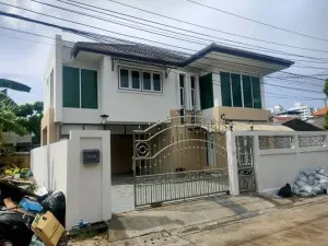 เช่าบ้าน  หมู่บ้านเคหะนคร 3 ARL-หัวหมาก สวนหลวง เขต สวนหลวง กรุงเทพ CX-141263