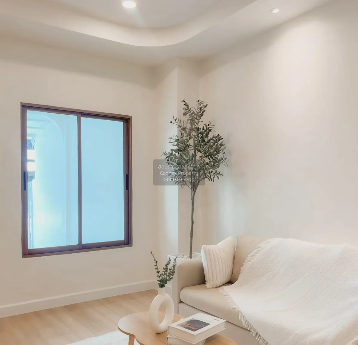 For Sale Townhouse/Townhome  , Baan Tawanna Chatuchot 12 , O Ngoe