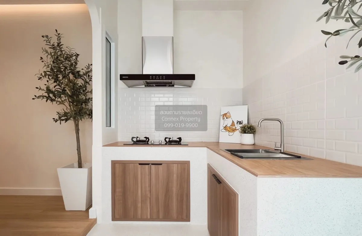 For Sale Townhouse/Townhome  , Baan Tawanna Chatuchot 12 , O Ngoe