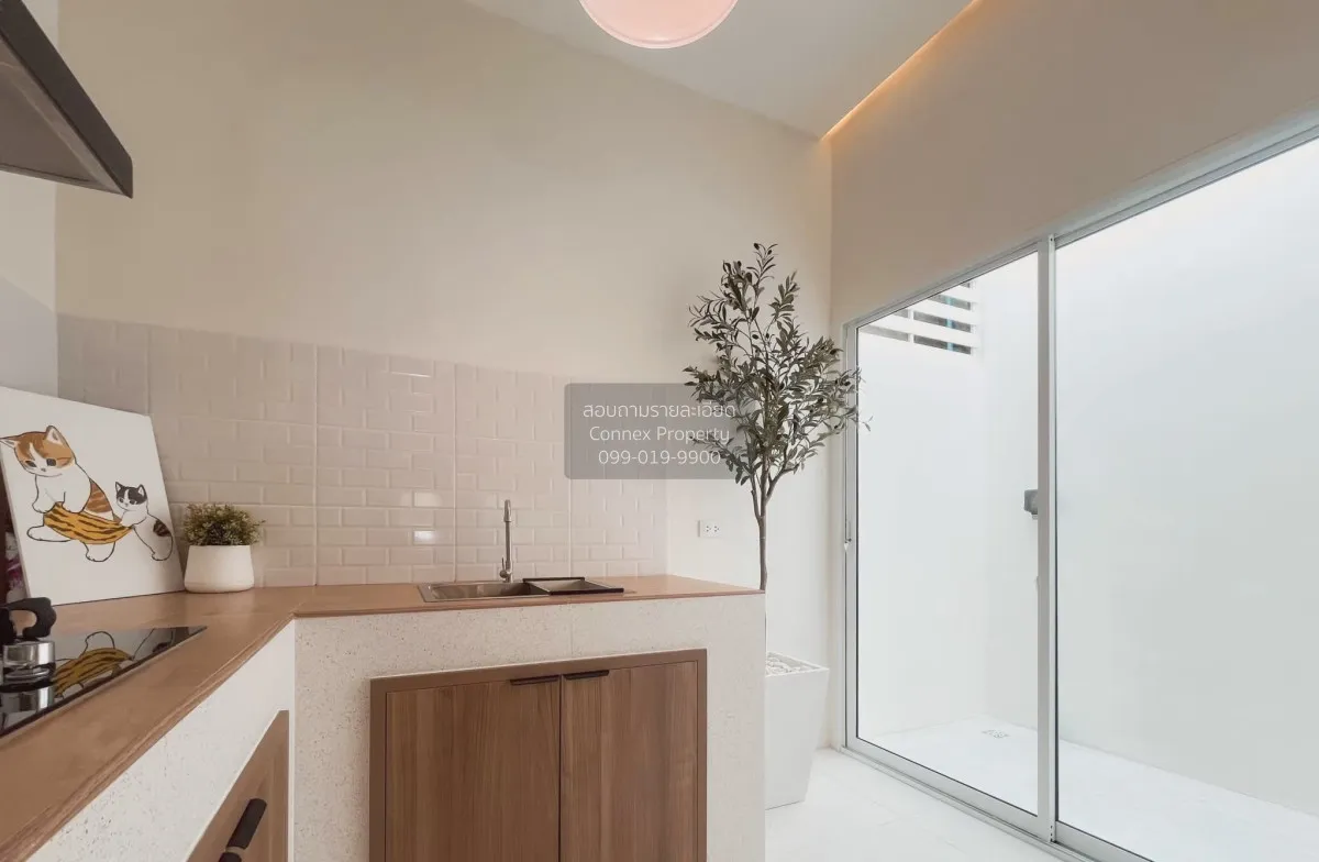 For Sale Townhouse/Townhome  , Baan Tawanna Chatuchot 12 , O Ngoe