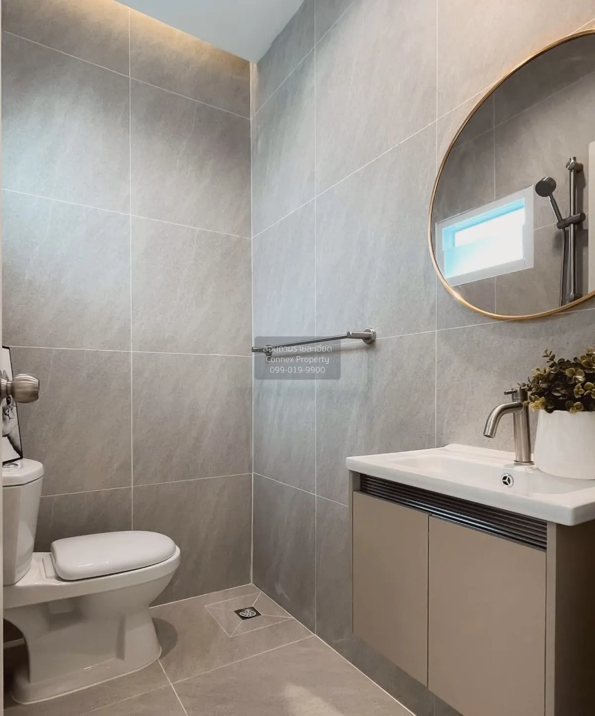 For Sale Townhouse/Townhome  , Baan Tawanna Chatuchot 12 , O Ngoe