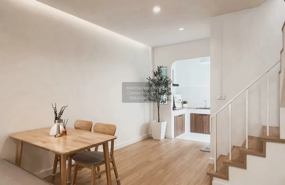 For Sale Townhouse/Townhome  , Baan Tawanna Chatuchot 12 , O Ngoe