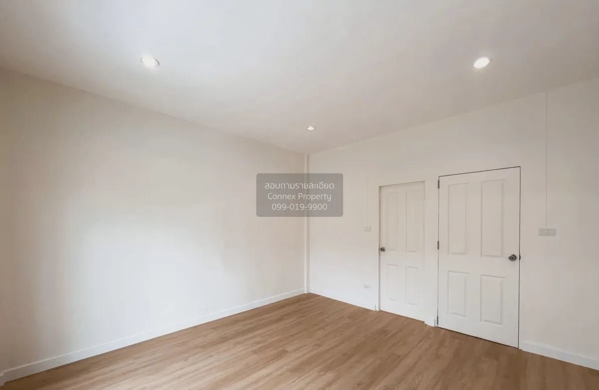 For Sale Townhouse/Townhome  , Baan Tawanna Chatuchot 12 , O Ngoe