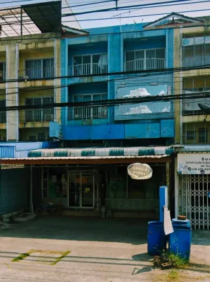 For Sale Commercial building for sale, 4 stories, 2 units, on Road 346, Lad Lum Kaeo. , Khu Khwang , Lat Lum Kaeo , Pathum Thani , CX-141299