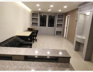 For Rent Condo , State Tower , BTS-Saphan Taksin , Silom , Bang Rak , Bangkok , CX-141302