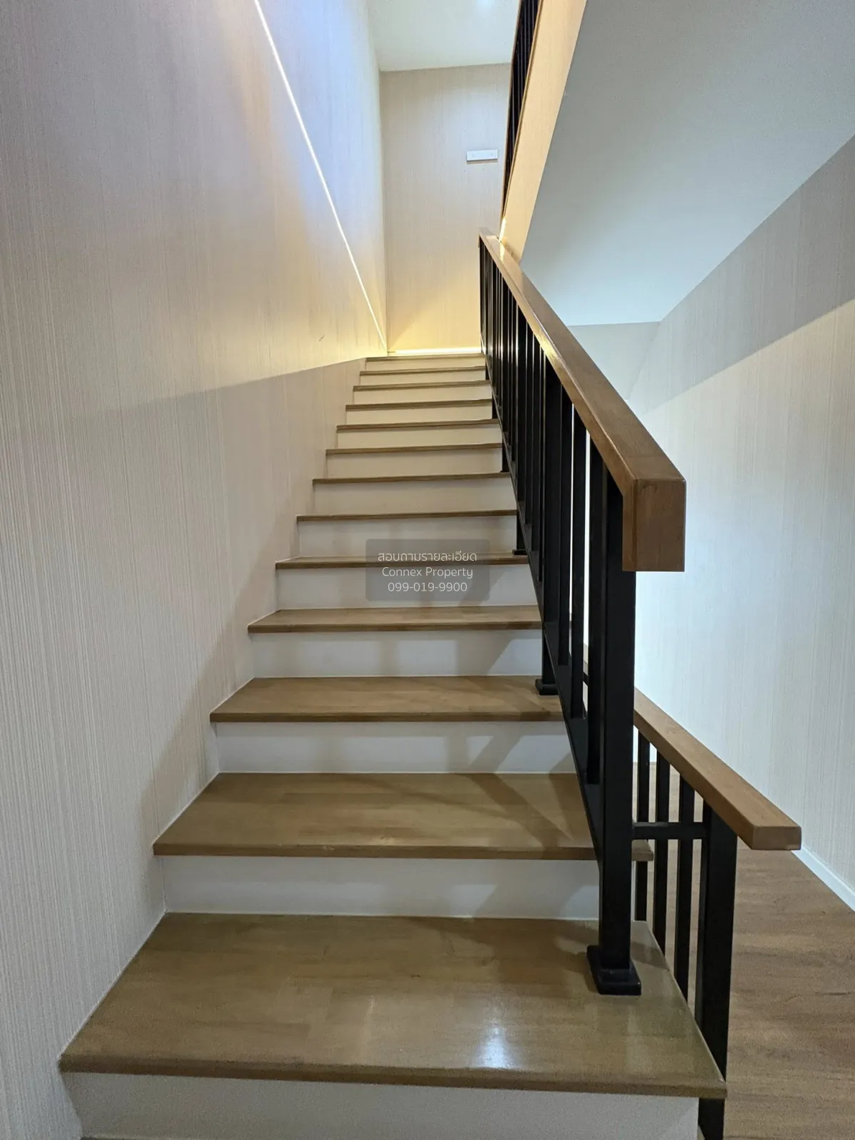 ขายทาวน์เฮ้าส์/ทาวน์โฮม  บ้านกลางเมือง วัชรพล ออเงิน เขต สายไหม ก