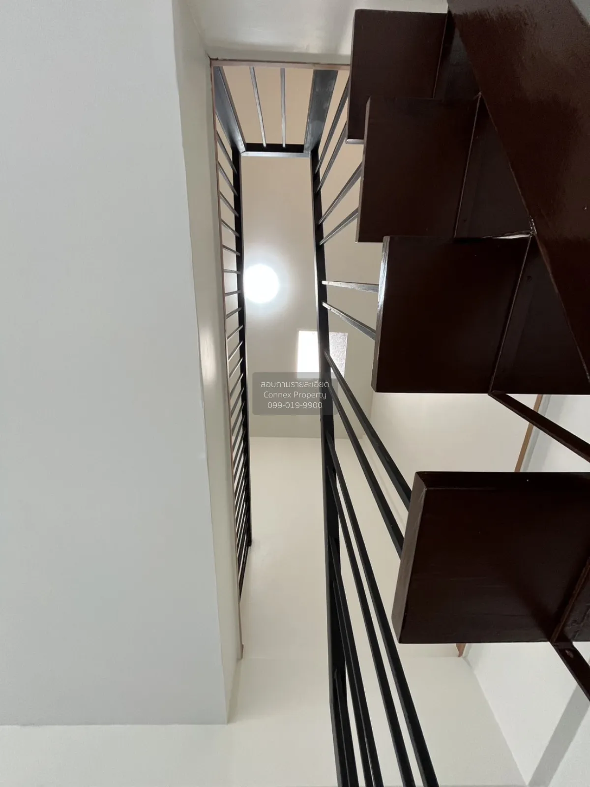 ขายบ้าน  วังรุ้ง นวลจันทร์ 16 คลองกุ่ม เขต บึงกุ่ม กรุงเทพ CX-141