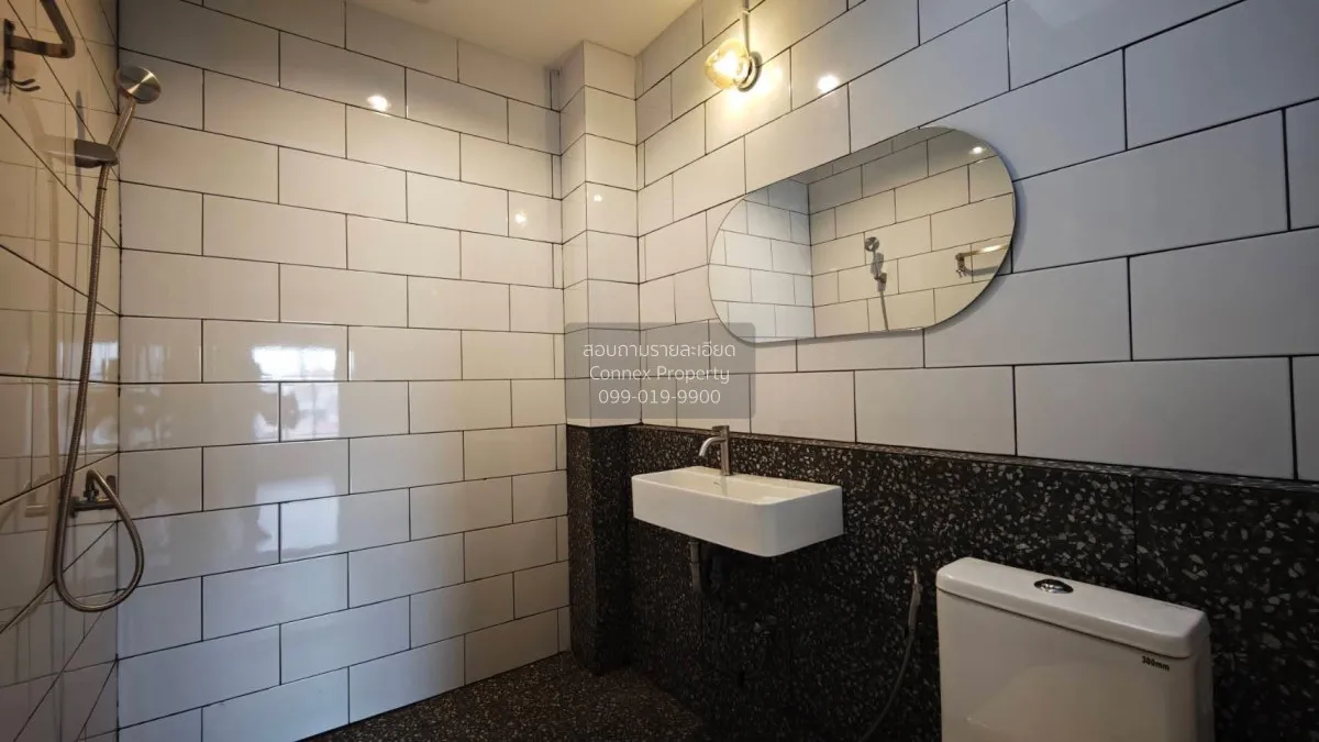 ขายบ้านแฝด โชคชัย 4 ซอย 50 แยก 6 หน้ากว้าง รีโนเวทใหม่ ลาดพร้าว เ