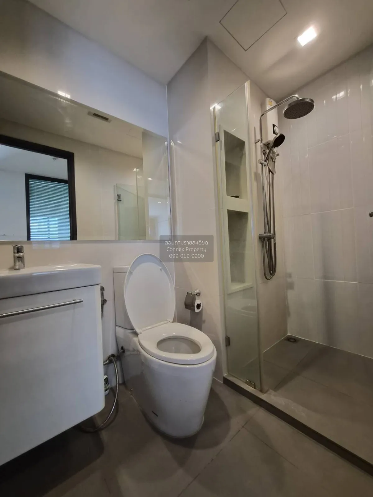 เช่าคอนโด  ริธึ่ม รางน้ำ BTS-อนุสาวรีย์ชัยสมรภูมิ ถนนพญาไท เขต รา