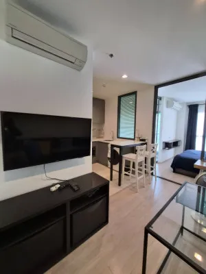 เช่าคอนโด  ริธึ่ม รางน้ำ BTS-อนุสาวรีย์ชัยสมรภูมิ ถนนพญาไท เขต ราชเทวี กรุงเทพ CX-141455