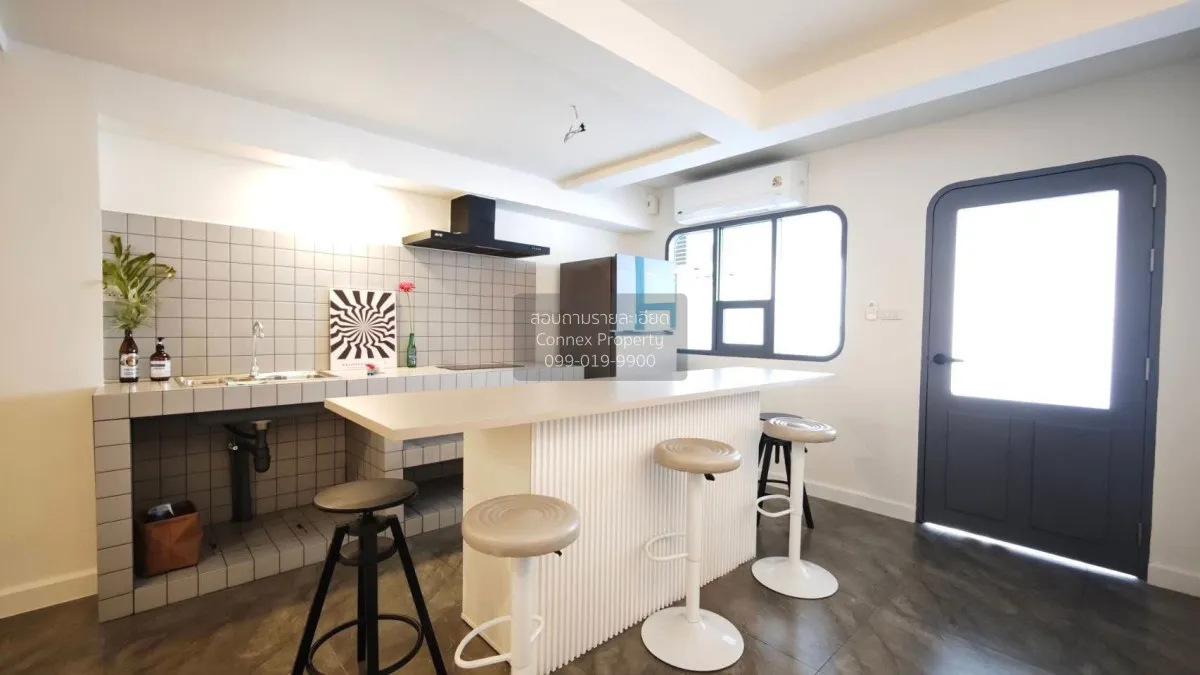 For Rent Townhome, Chokchai 4, Soi 55 , newly renovated , Lat Phr 3