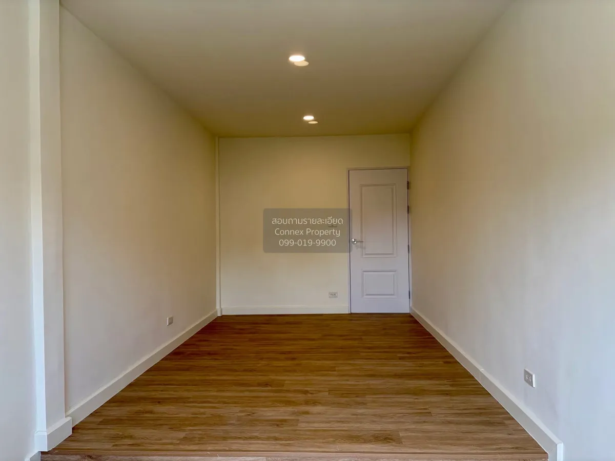 For Rent Townhome, Chokchai 4, Soi 55 , newly renovated , Lat Phr