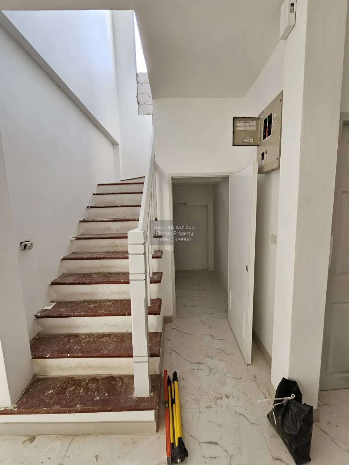 ขายบ้าน  ปิยวรารมย์ 4 หน้ากว้าง รีโนเวทใหม่ ไทรน้อย ไทรน้อย นนทบุ 3