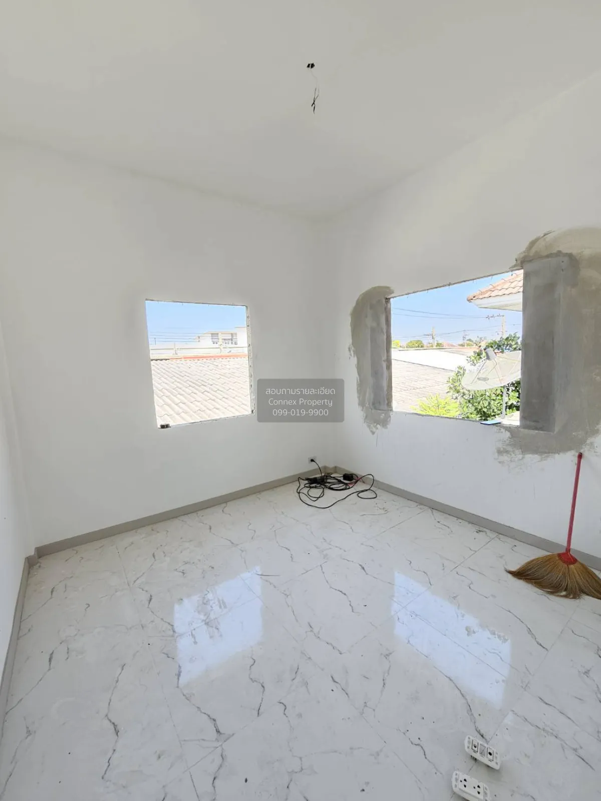 ขายบ้าน  ปิยวรารมย์ 4 หน้ากว้าง รีโนเวทใหม่ ไทรน้อย ไทรน้อย นนทบุ