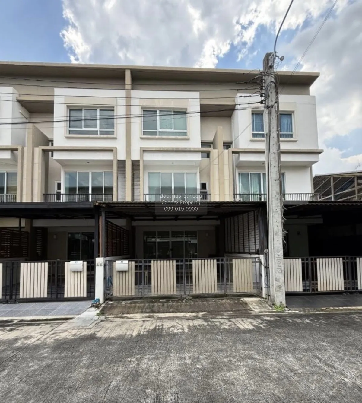 For Sale Townhouse/Townhome  , Lumpini Town Place Ratchayothin -  1