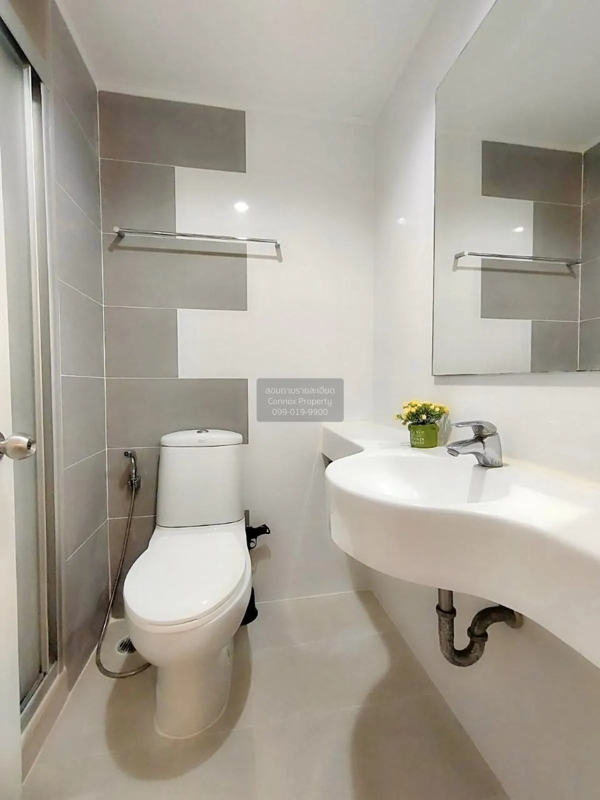 ขายคอนโด  ลุมพินี เพลส พระราม 4 - กล้วยน้ำไท BTS-พระโขนง พระโขนง 