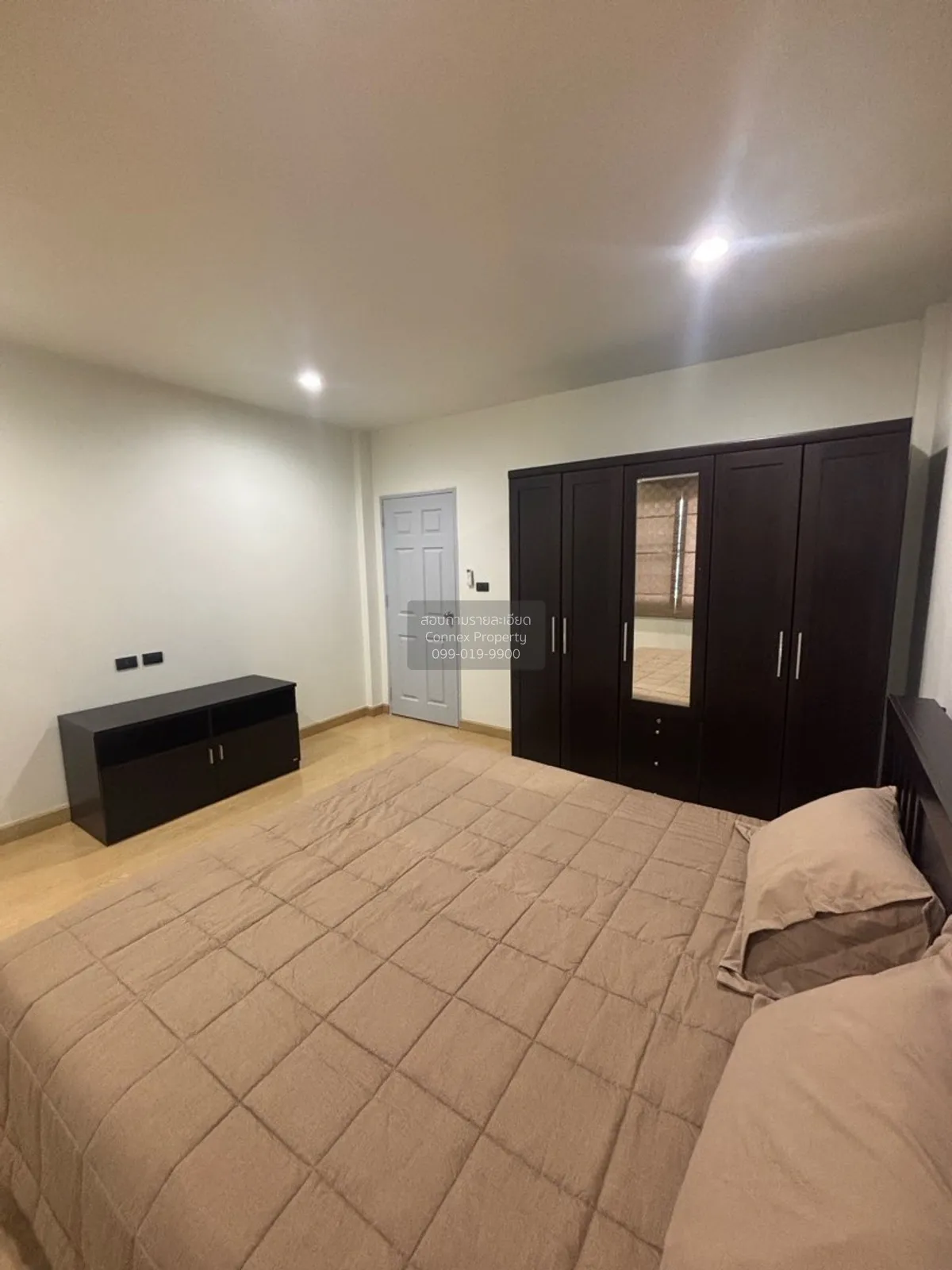 For Rent Townhouse/Townhome  , Prinluck Phetkasem 69 , Nong Khaem