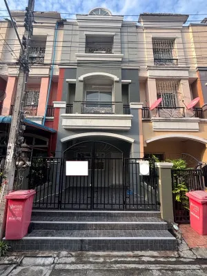 เช่าทาวน์เฮ้าส์/ทาวน์โฮม  ปริญลักษณ์ เพชรเกษม 69 หนองแขม เขต หนองแขม กรุงเทพ CX-141541