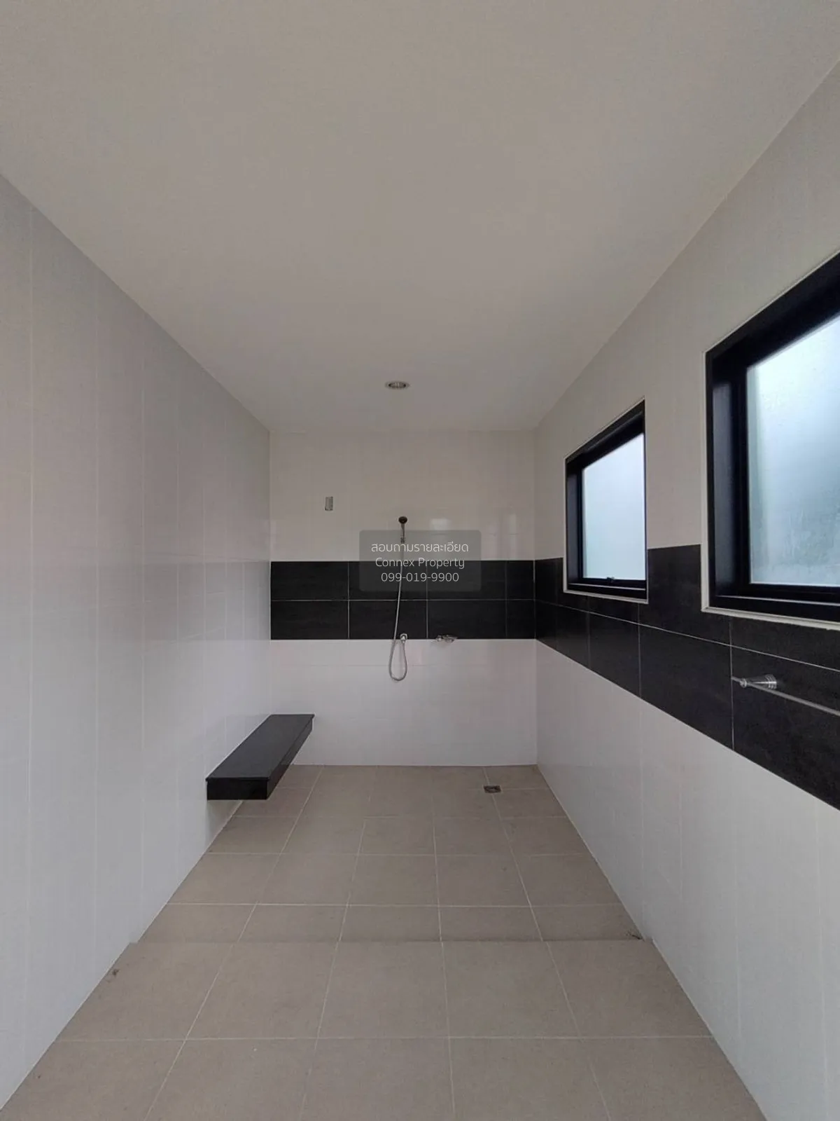 For Sale House , Greenville Beach BangSaen , Saen Suk , Mueang Ch