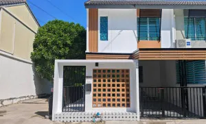 ขายทาวน์เฮ้าส์/ทาวน์โฮม  บ้านพฤกษา 87/2 ศรีนครินทร์ - บางนา รีโนเวทใหม่ บางแก้ว บางพลี สมุทรปราการ CX-141588