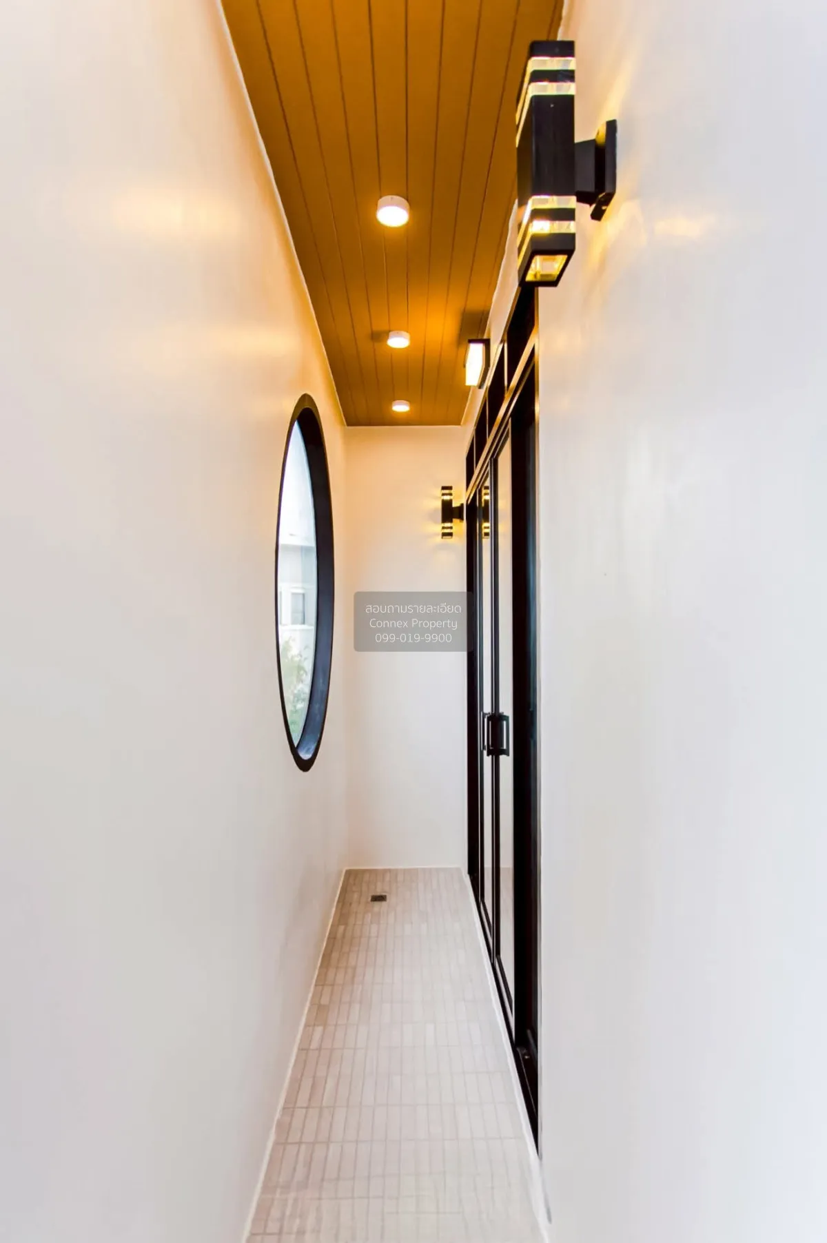 ขายทาวน์โฮม 3 ชั้น เลียบด่วนรามอินทรา ประดิษฐ์มนูธรรม 10 รีโนเวทใ