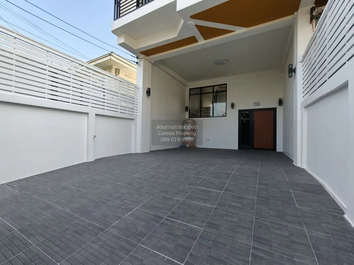 ขายทาวน์โฮม 3 ชั้น เลียบด่วนรามอินทรา ประดิษฐ์มนูธรรม 10 รีโนเวทใ