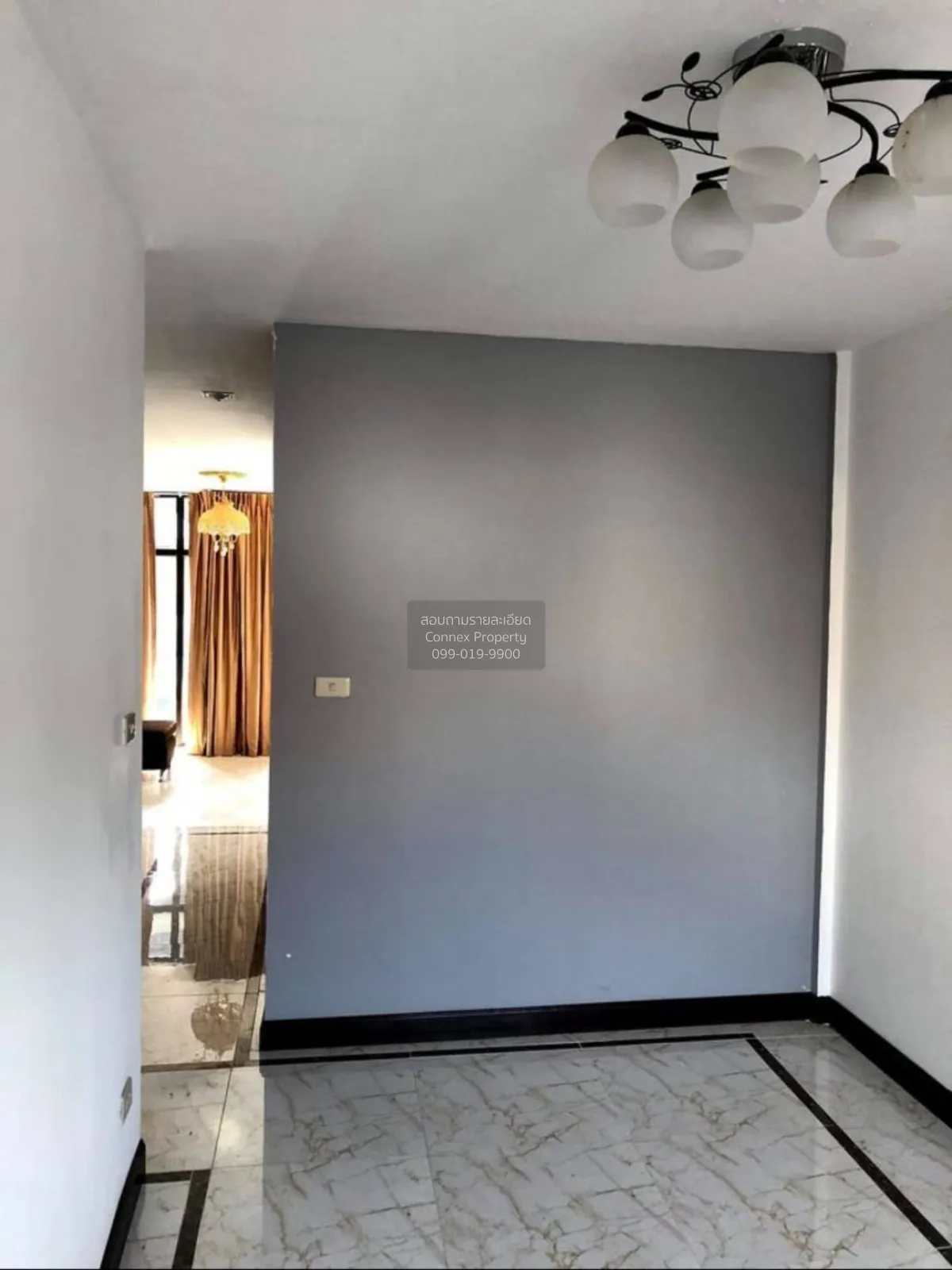 ขายทาวน์เฮ้าส์/ทาวน์โฮม  วอร์เรน แมนชั่น 2 รีโนเวทใหม่ ลาดยาว เขต