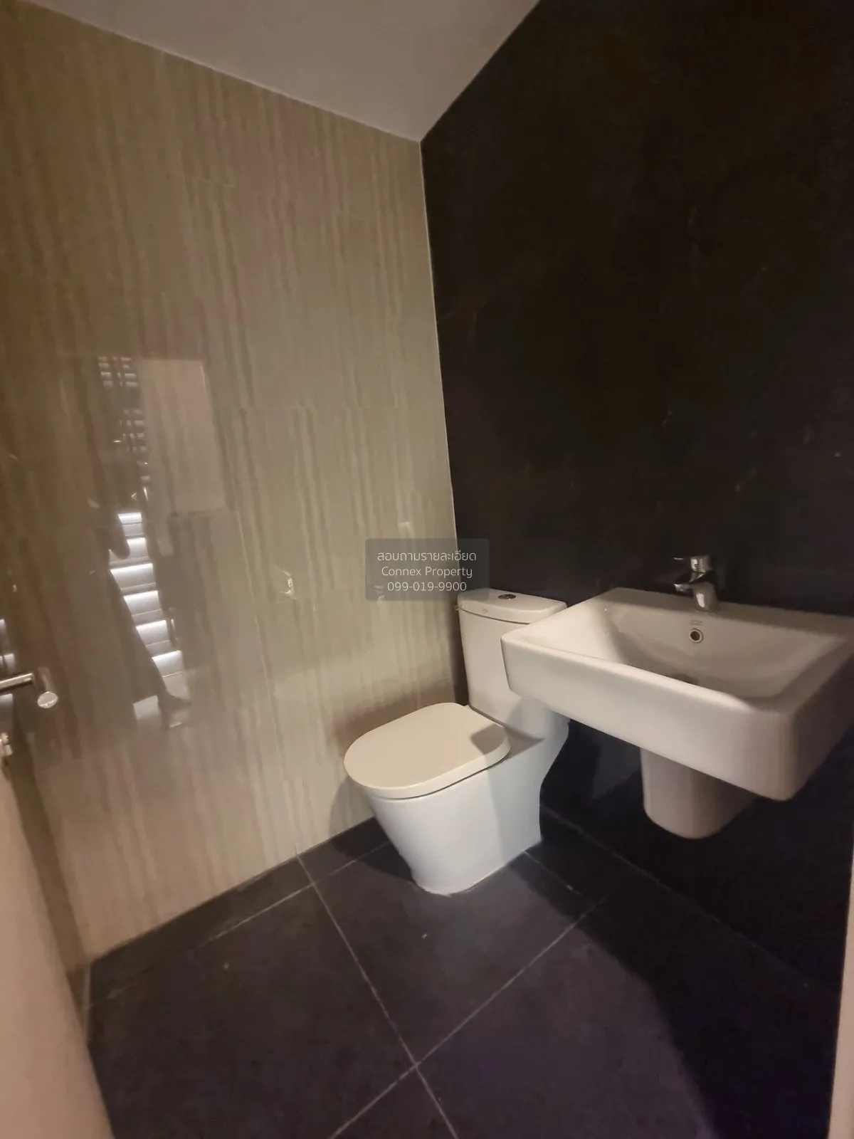 ขายคอนโด  ดิ ยูนิค สุขุมวิท 62/1 BTS-บางจาก บางจาก เขต พระโขนง กร