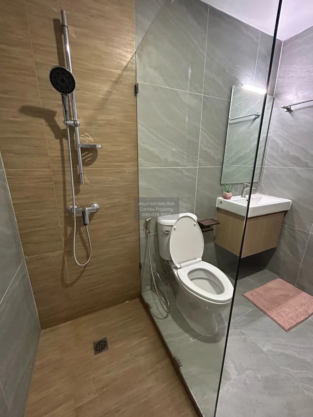 For Sale Condo , Monterey Place , newly renovated , Khlong Toei ,