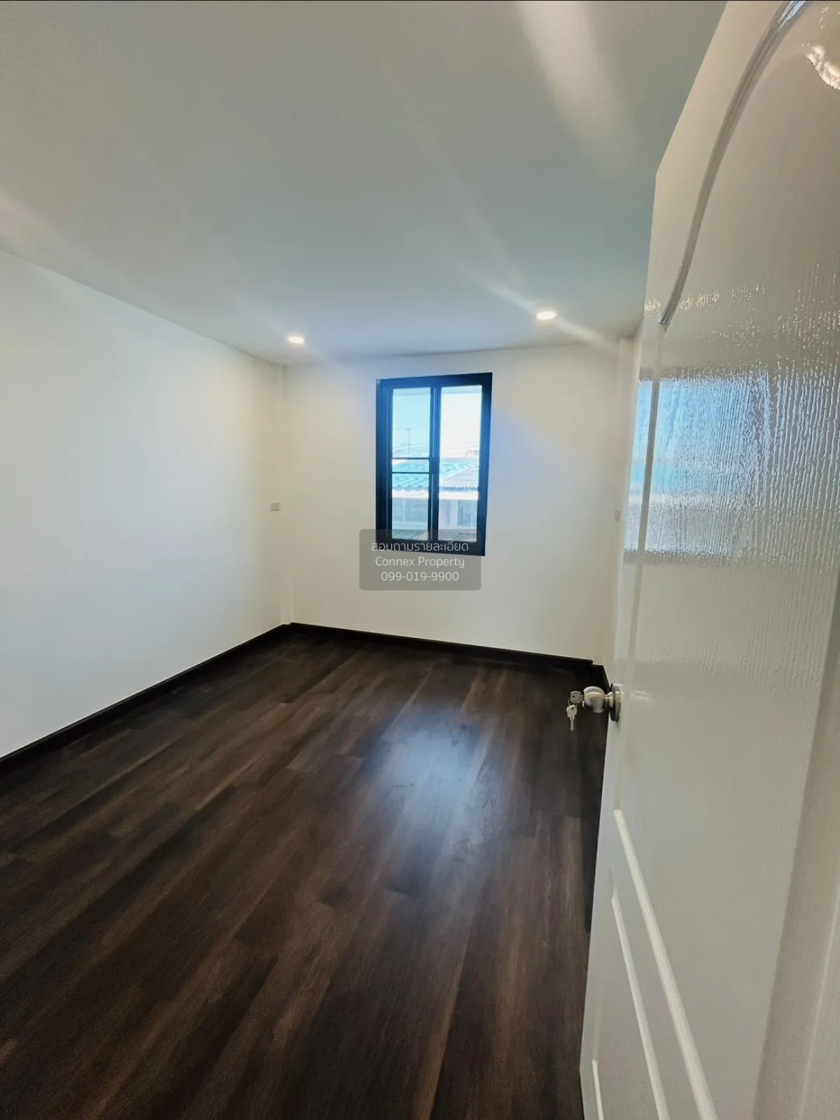 For Sale Townhouse/Townhome  , Phong Phet Chaengwattana 14 , newl